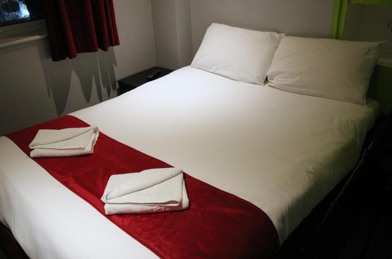 Fairmount Hotel